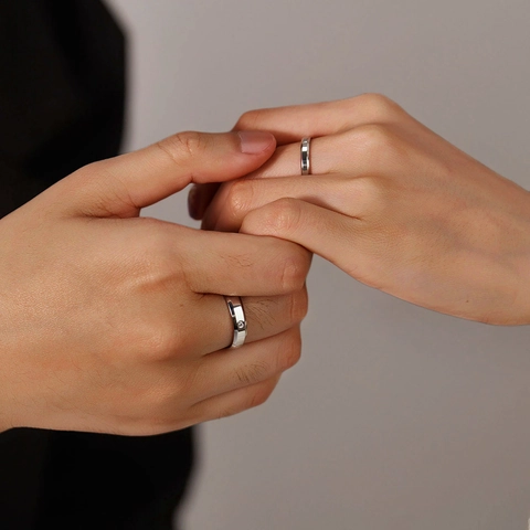 Minimalist Stainless Steel Couple Rings Geometric Faceted Zirconia Inlaid Matching Bands For Men Women Wedding Engagement Jewelry