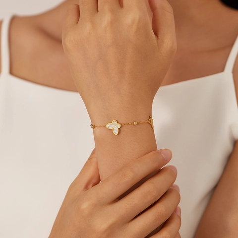 Bracciale a Farfalla in Acciaio Inossidabile Stile Francese per Donna Placcato Oro Madreperla Zirconia Gioielli