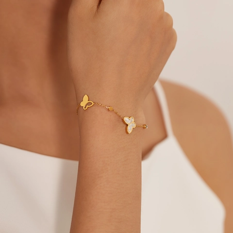Bracciale a Farfalla in Acciaio Inossidabile Stile Francese per Donna Placcato Oro Madreperla Zirconia Gioielli