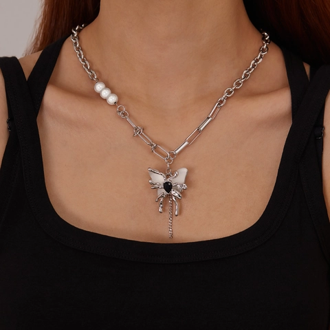 Edelstahl Schmetterling Anhänger Halskette Mit Kunstperle Asymmetrische Büroklammer Kette Schwarzer Herz Stein Goth Schmuck