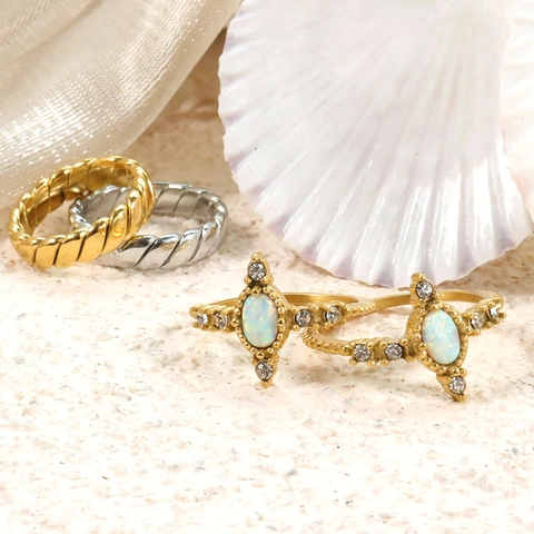 Vintage Stainless Steel Gold Plated Palace Style Ring For Women Oval White Artificial Opal Rhinestone Inlaid Jewelry