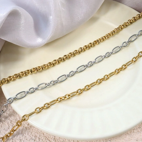 Klassische Edelstahl Figaro Halskette Für Unisex Gold Stahlfarbe Galvanisierte Schlichte Gliederkette Mode Schmuck