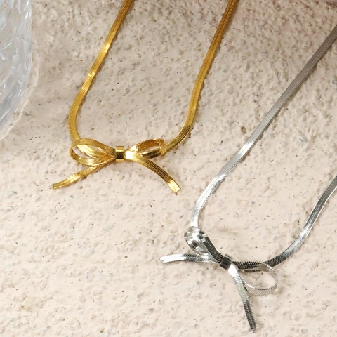 Minimalistische Edelstahl Schleife Anhänger Halskette Für Damen 18K Vergoldet Schlangenkette Mode Schmuck