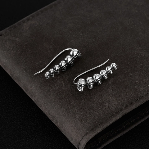 Vintage Stainless Steel Skull Ear Crawler Earrings For Men Women Gothic Punk Hip Hop Distressed Skull Earring Jewelry