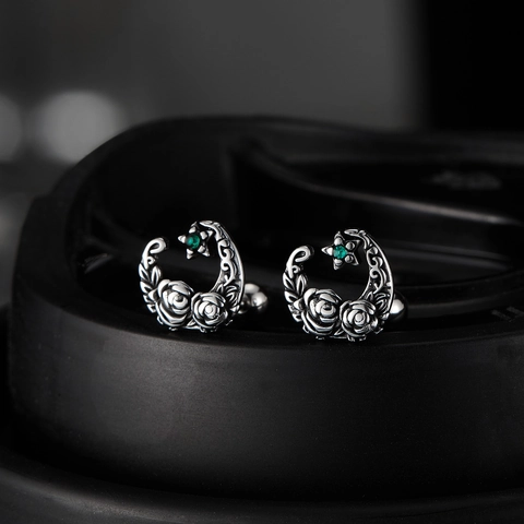 Vintage Stainless Steel Rose Crescent Moon Stud Earrings For Men Women Green Rhinestone Star Gothic Jewelry Earrings