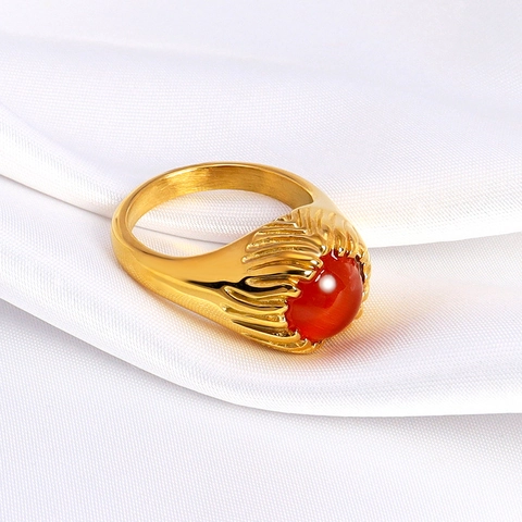 Vintage Luxury 18K Gold Plated Stainless Steel Ring With Large Round Red Ruby Agate Stone For Women Fashion Jewelry