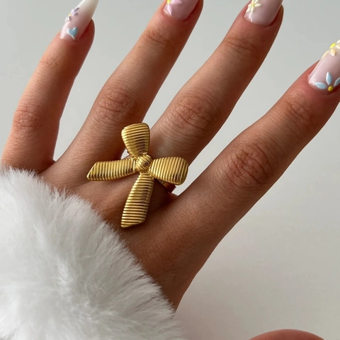Vintage Stainless Steel Bowknot Open Ring 18K Gold Plated Waterproof Textured Propeller Design Adjustable Ring For Women Jewelry