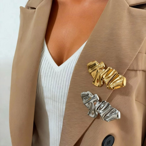 Ακανόνιστη Πτυχωτή Καρφίτσα από Ανοξείδωτο Ατσάλι για Γυναίκες Μινιμαλιστική Καρφίτσα Υγρού Μετάλλου Καλλιτεχνικό Σήμα