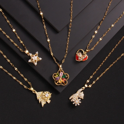 Titanium Steel Rotatable Clover Heart Bear Pendant Necklace Zirconia Micro Inlaid Gold Plated Niche Jewelry For Women Gift