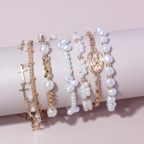 Bohemian Alloy Faux Artificial Pearl Bracelet For Women Vintage Gold Plated Heart Cross Letter Charm Adjustable Beaded Bracelet Jewelry Gift