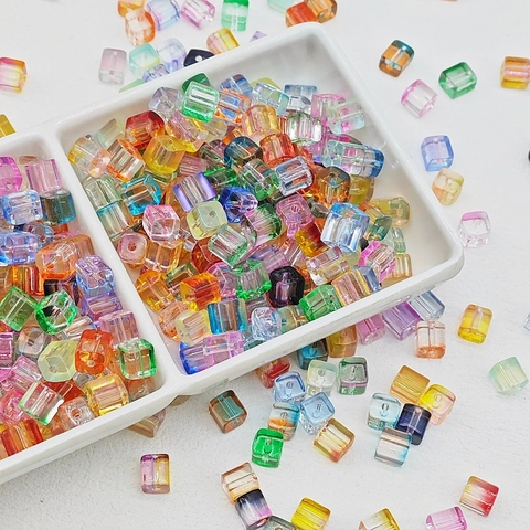 Perles en Verre Cube 7mm pour Fabrication de Bijoux DIY Bracelet Collier Cube de Sucre Coloré Perles de Verre Dégradées
