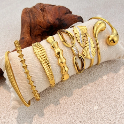 Bracciale Rigido Vintage in Acciaio Inossidabile Placcato Oro 18K per Donna Strass Piuma Goccia d'Acqua Polsino Aperto Gioielli di Moda
