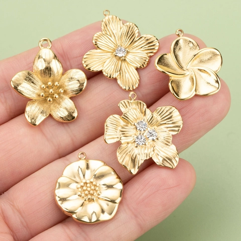 Vintage Edelstahl Blume Kreuz Anhänger Strass DIY Schmuck Zubehör Punk Stil Floral Galvanisierte Charm Für Halskette Ohrring Herstellung