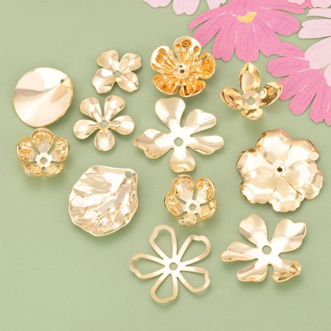 18K Gold Plated Copper Flower Bead Caps Vintage Metal Petal Pendants For DIY Jewelry Making Accessories Hairpin Material