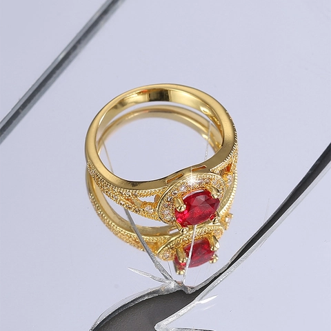Bague en Cuivre Plaqué Or avec Zirconia Rouge Rond Vintage Français Femme Simple Micro Incrusté Bijoux CZ Moderne