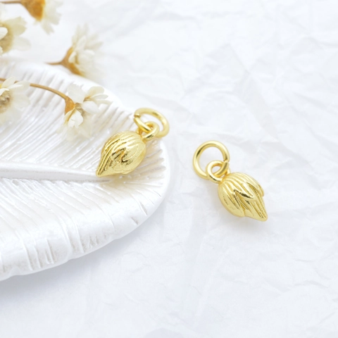 Vintage Alloy Lotus Pod Seed Pendant Antique Gold DIY Jewelry Making Charms For Bracelet Necklace Accessory Women Fashion Ornament