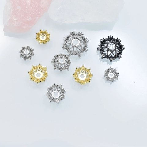 Copper Rhinestone Flower Bead Caps Crown Hollow Spacer Beads For DIY Jewelry Making Bracelets Necklaces Decorative Accessories