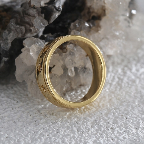 Anillo de Cobre Chapado en Oro Retro Francés para Mujer Minimalista Geométrico Motivo de Estrella con Circonia Incrustada Joyería