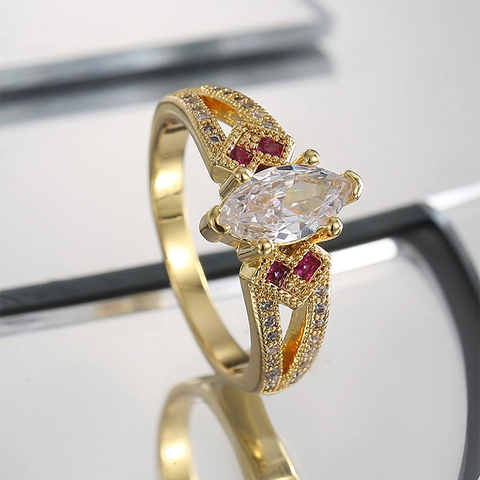 Vintage Vergoldeter Kupferring Mit Marquise Weißen Zirkonia Roten Akzentsteinen Royal Palast Stil Hochzeit Party Schmuck Damen