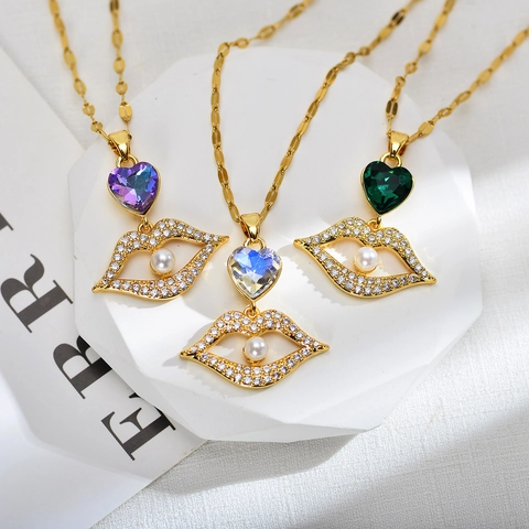 Mode Verguld Koperen Hart Kristal Lip Hanger Halsketting Vrouwen Micro Ingelegde Zirconia Kunstparel Mond Sieraden