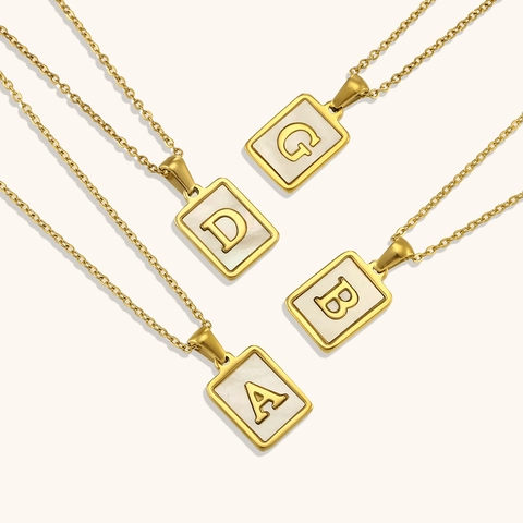 Collier Pendentif Lettre Initiale Carré en Acier Inoxydable avec Perle Artificielle Or Argent Bijoux de Mode pour Femme Cadeau Quotidien