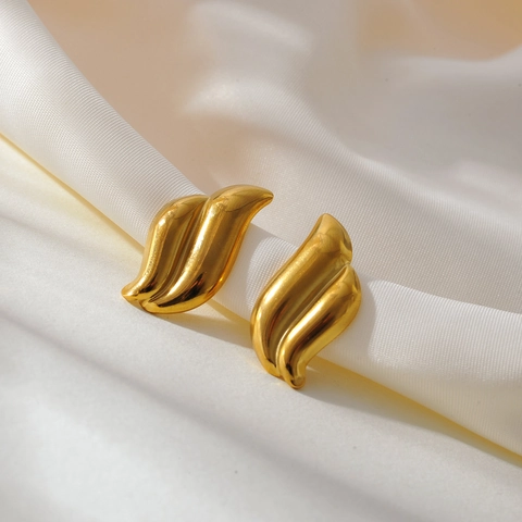 Minimalistische Edelstahl Flügel Wellen Ohrstecker Hochglanzpolierte Wellenrelief Geometrische Ohrstecker Für Damen Mode Pendeln Schmuck