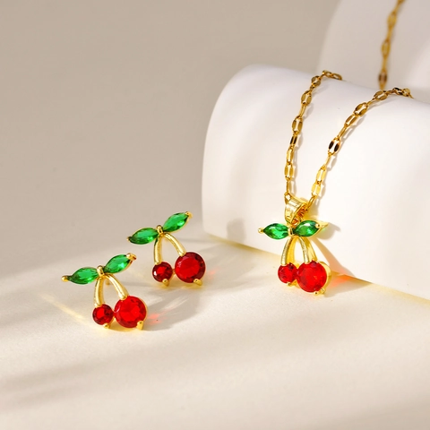18K Gold Plated Copper Cherry Jewelry Set Rhinestone Pendant Necklace And Stud Earrings For Women Sweet Fruit Style Jewelry