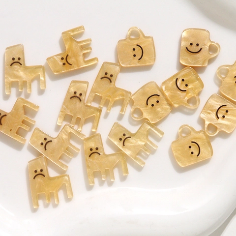 Acryl Smiley Gezicht Print Stoel Water Beker Charms Koreaanse Cartoon Amber Geel DIY Sieraden Accessoires Hangers Voor Oorbellen