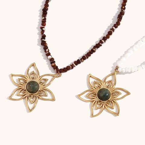 Vintage Stainless Steel 18K Gold Plated Petal Pendant Necklace Handmade Natural Stone Indian Agate Shell Beaded Necklace Women