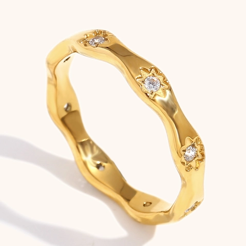 Anello in Acciaio Inossidabile Placcato Oro 18K a Forma di Onda Stella Con Strass Gioielli Geometrici per Donna