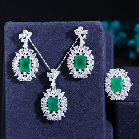 Luxe Koperen Zirconia Sieradenset Voor Dames Elegant Radiant Slijpvorm Zirconia Ketting Oorbellen Ring Bruiloft Sieradenset