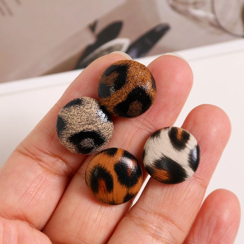 Vintage Leopard Print Fabric Round Buttons DIY Jewelry Accessories Handcrafted Patterned Patches For Apparel Craft Projects