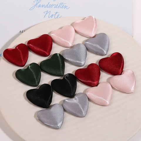 Charms de Corazón de Satén Acolchados Vintage para Fabricación de Joyas DIY Pendientes Decoración de Fundas de Teléfono Botones de Tela Brillantes Hechos a Mano