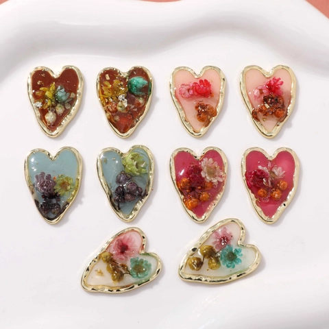 Alloy Resin Heart Pendant With Real Dried Flowers And Gold Foil For DIY Jewelry Making Accessories Earring Hairpin Material