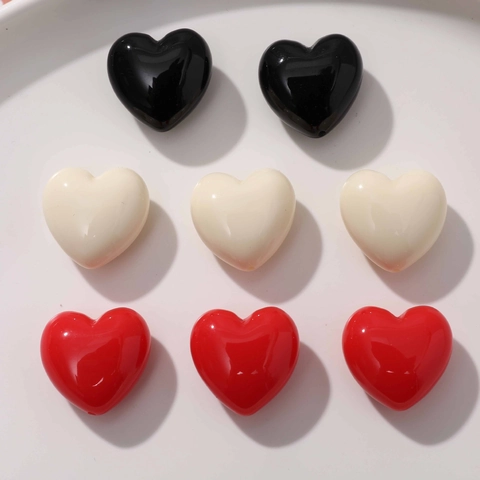 Ciondoli a Cuore in Resina 3D in Stile Coreano per Orecchini Fai da Te Copricapo Materiale per Creazione Gioielli Rosso Bianco Nero