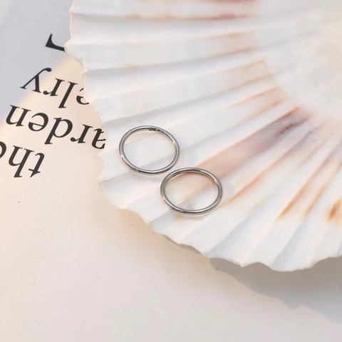 Anneau de Nez en Titane Pur sans Couture pour Femmes Hommes Septum Cartilage Piercing Boucles d'Oreilles Argent Bijoux de Corps Minimalistes