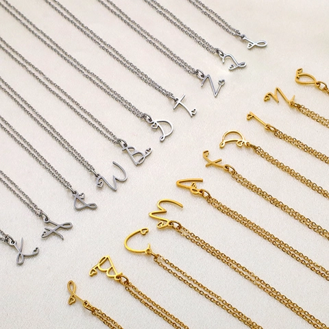 Modische 18K Vergoldete Edelstahl Halskette Mit Hohlem Buchstaben Herz Anhänger Für Damen Alphabet Schmuck