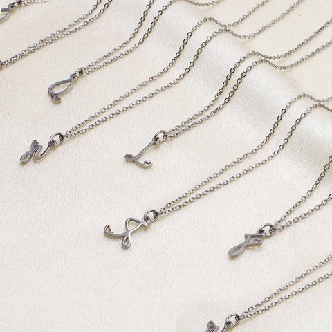Modische 18K Vergoldete Edelstahl Halskette Mit Hohlem Buchstaben Herz Anhänger Für Damen Alphabet Schmuck