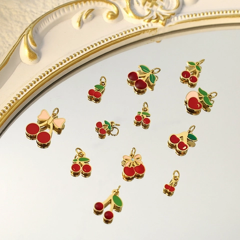 Titanstahl Emaille Kirsche Anhänger DIY Schmuckzubehör Rot Grün Gold Frucht Charm Für Damen Personalisiertes Halsketten Design