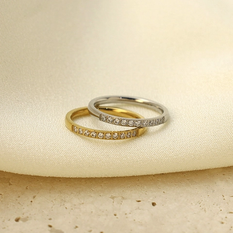 Anillo de Acero de Titanio con Strass Minimalista para Mujer Oro Color Acero Acero Inoxidable 316 de Alta Calidad Joyas