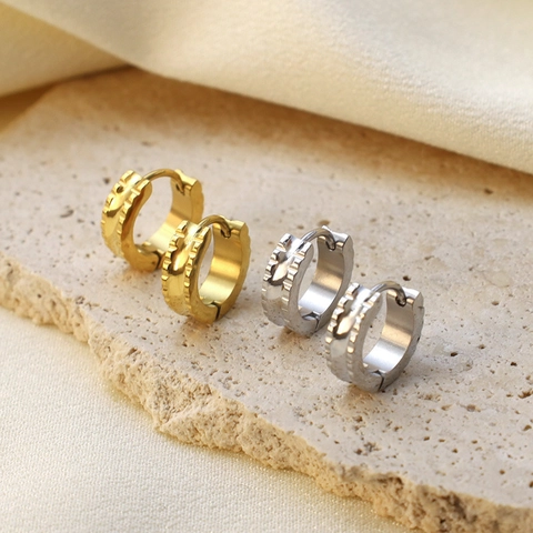 Minimalistische 304 Edelstahl Creolen Für Damen Herren Industrielle Gestreifte Textur Huggie Ohrringe Gold Stahl Farbe Schmuck