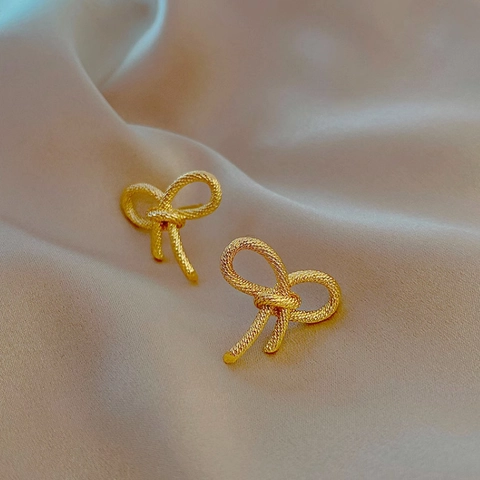 Orecchini a Bottone a Fiocco in Acciaio Inossidabile 316L Placcato Oro 18K Texture Corda Intrecciata Gioielli Donna Festa