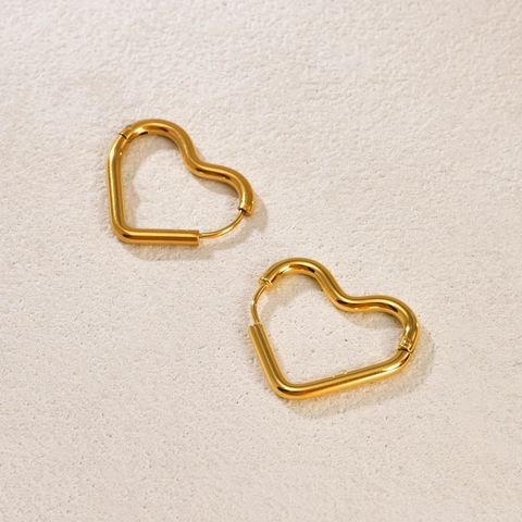 Minimalistische Herzform Edelstahl Creolen Für Damen 18K Vergoldet Süßer Cooler Stil Trendiger Schmuck Geschenk