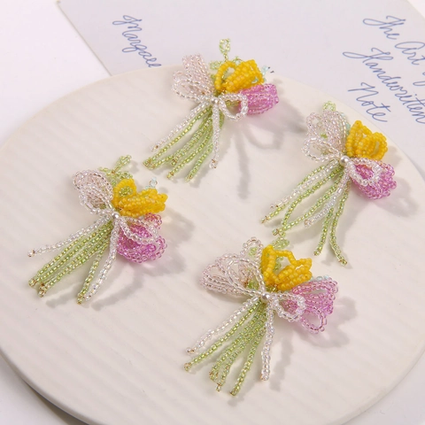 Handmade Glass Seed Beads Tulip Bouquet Floral Charm Sweet DIY Accessory For Hairpin Earring Jewelry Making Flower Pendant For Women