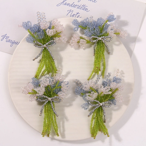 Handmade Glass Beaded Bouquet Brooch Lavender Tulip Fresh Floral Pin For Wedding Party Decorative Accessory Jewelry For Women