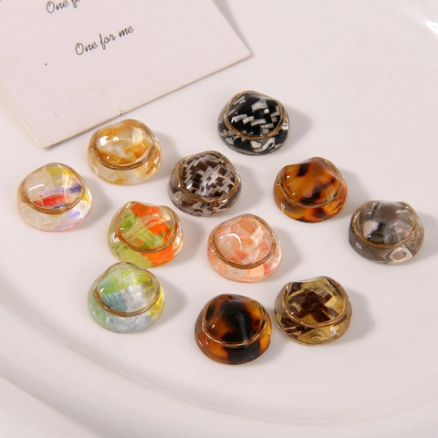 Bottoni Fai-da-te Rotondi Vintage in Resina Con Anello in Rame Placcato Oro Trama Intrecciata Cabochon per Accessori Gioielli