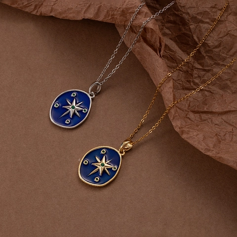 Collana con Pendente Stella Bussola in Smalto Vintage Catena in Acciaio Inossidabile con Pietre Verdi Gioielli Donna