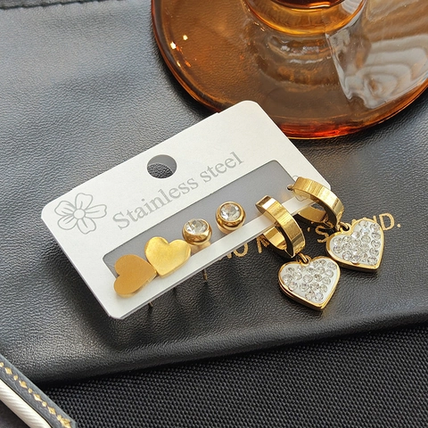 Fashion Gold Titanium Steel Earring Set For Women Heart Drop Rhinestone Stud Earrings Roman Numerals Commuter Jewelry Set