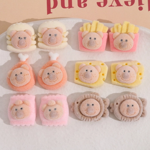 Ciondoli in Resina Floccata Orso Cartone Animato Cibo per Decorazione Cover Cellulare DIY Accessori Capelli Patatine Burger Formaggio