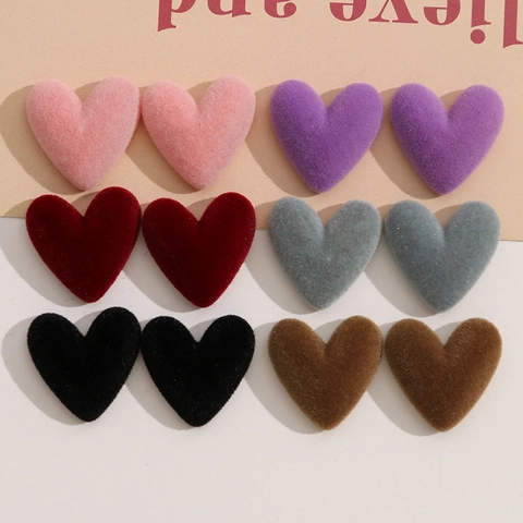 Accessori per Gioielli a Forma di Cuore in Resina Fioccata Patch Colorate per Orecchini Fai-da-Te Custodia per Telefono Fermagli per Capelli Artigianato